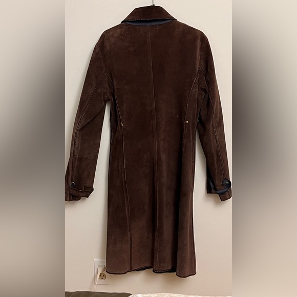 Reversible Suede and Denim Trench Coat - Picture 7 of 8